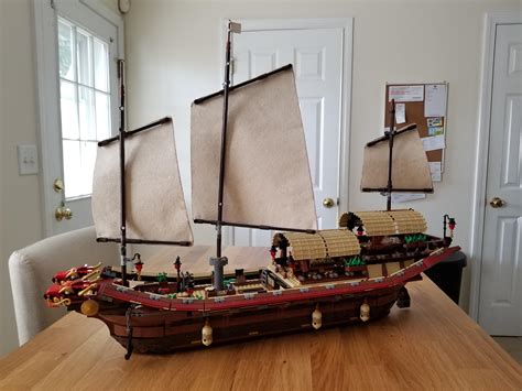 Added cloth sails to x2 Destinys Bounty MOC : lego