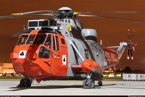 ZA166 Royal Navy Westland Sea King HU5 Photo by Martin Needham | ID ...