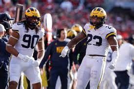 NFL Draft Profile: Michael Barrett, Linebacker, Michigan Wolverines ...