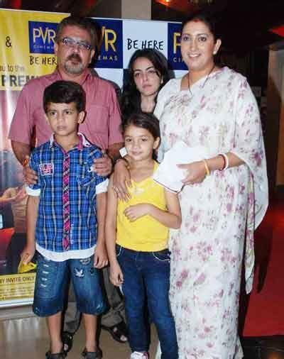 Smriti Irani Height, Age, Husband, Children, Family, Biography ...