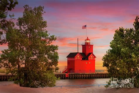 Big Red Lighthouse in Holland, Michigan Photograph by Liesl Walsh - Fine Art America