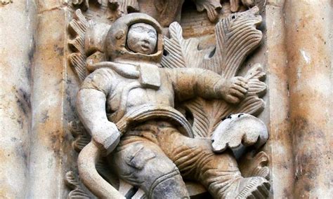 Ancient Aliens? Mysteries of the Salamanca Cathedral Astronaut Carving ...