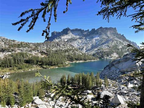 Complete Guide to Hiking the Enchantments: Permits, Trail Tips + More ...