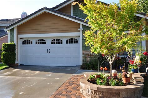 Better Curb Appeal at this Simi Valley Home with a new Garage Door - Redman Custom Garage Doors