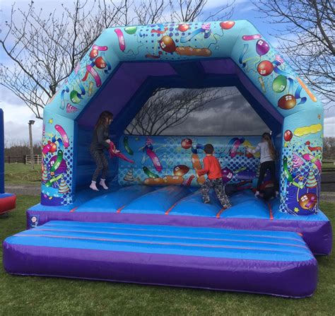 Bouncy Castle Party themed 15ft x 15ft - Best Bouncy Castle Hire service in Kent, East Sussex ...