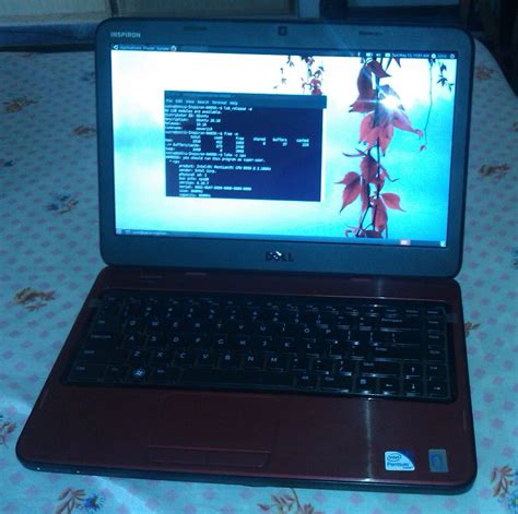 100 Thousand Ubuntu Laptops Donated to Students in Pakistan - TuxGarage