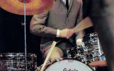 What is the Ringo Starr drumming style? - JamAddict