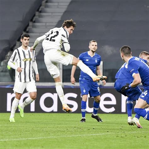 Federico Chiesa makes 100th Juventus appearance - Juventus