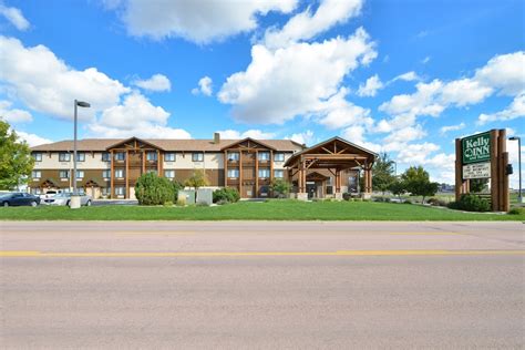 Kelly Inn & Suites Mitchell South Dakota in Mitchell | Best Rates ...