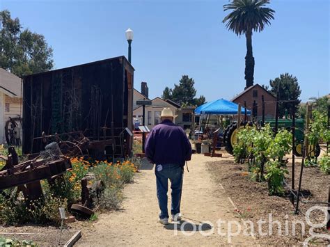 Oxnard Historic Farm Park Path | footpathing