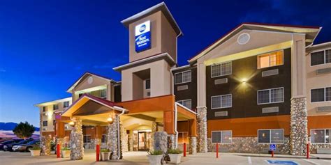 8 Best Hotels in Longmont, Colorado