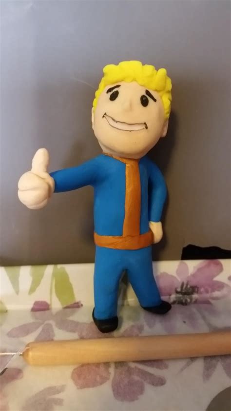 Vault boy (Fallout 4) : r/polymerclay