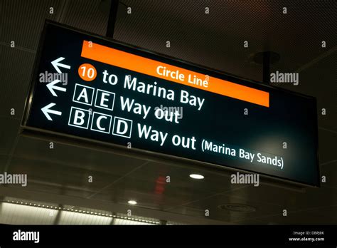 Bayfront MRT Station Singapore Underground Stock Photo - Alamy