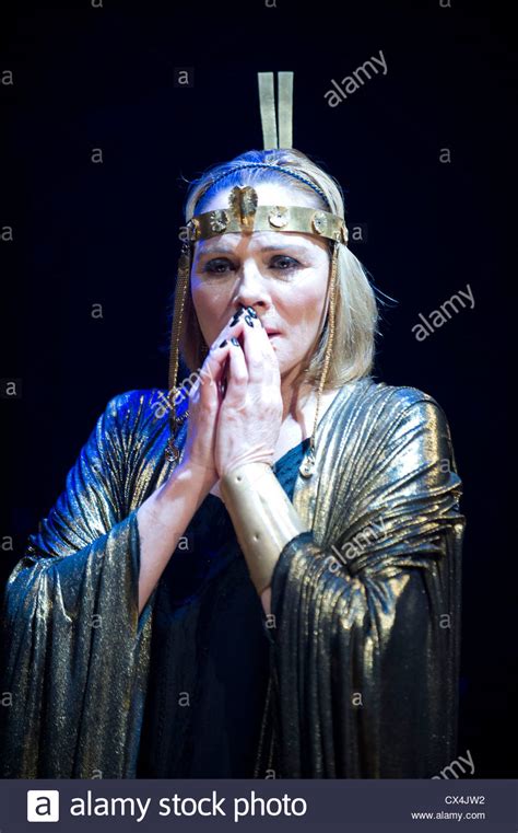 Janet Suzman Cleopatra Stock Photos & Janet Suzman Cleopatra Stock Images - Alamy