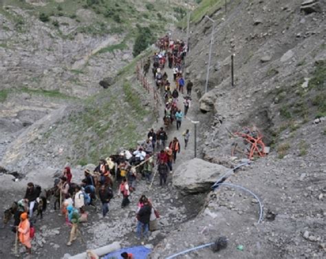 Amarnath Yatra temporarily suspended due to bad weather for the second day