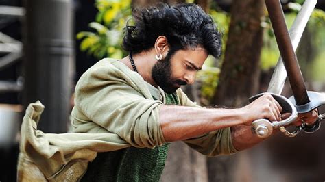 7 years of 'Baahubali': How Prabhas set physique transformation goals, DYK the actor weighed 100 ...