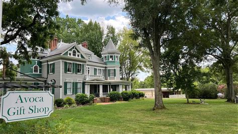 Beautiful Victorian Home Full Of History. Known As Avoca In Altavista ...