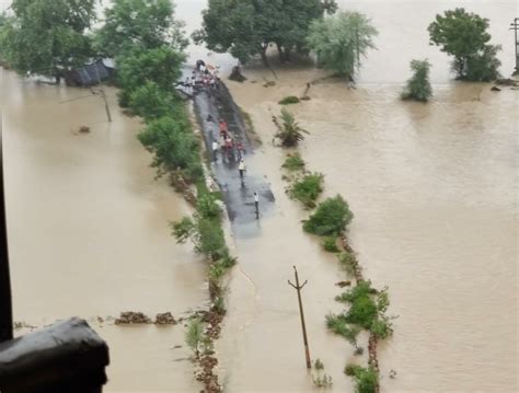 India – Thousands Stranded in Madhya Pradesh After Rivers Reach Record ...