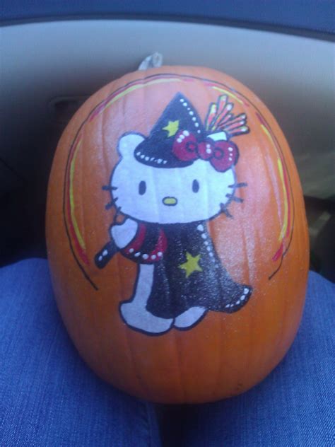 Hello kitty pumpkin painting | Hello kitty pumpkin, Pumpkin decorating ...