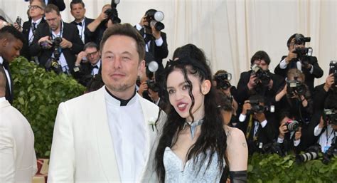 So How Did Elon Musk And Musician Grimes End Up Dating?