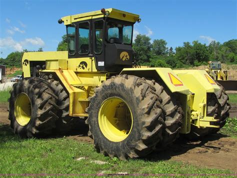 Steiger 4WD tractor in Platteville, WI | Item G8681 sold | Purple Wave