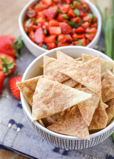 Cinnamon Tortilla Chips {Ready in 15 Minutes!} | Lil' Luna