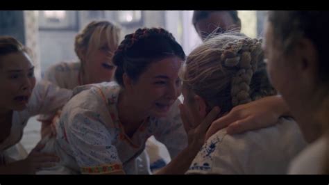 Midsommar - Scene where Dani cry HD Chords - Chordify