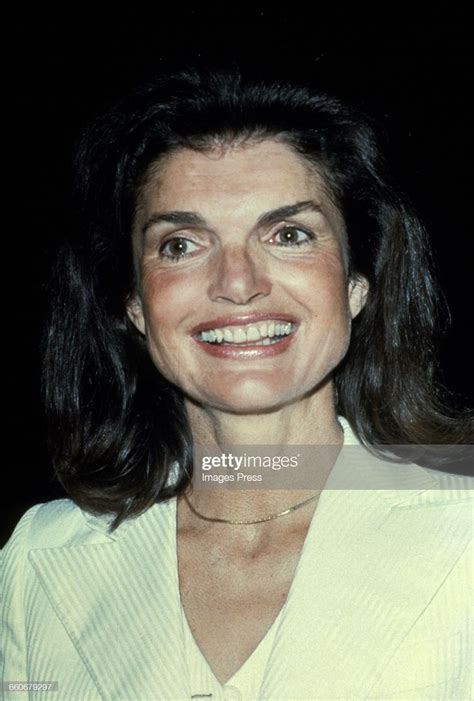 Épinglé sur JACKIE Kennedy Onassis