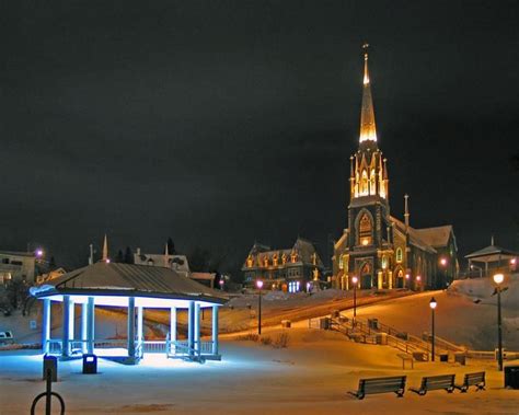 Chicoutimi en hiver. Québec. | Canada road trip, Places, Architecture