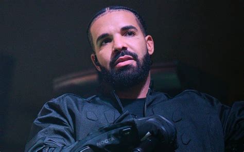 Alleged Drake Nude Video Leaks | Drizzy With The Glizzy Trends