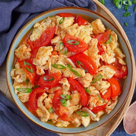 Tomato Egg Stir-Fry (番茄炒蛋) - Red House Spice