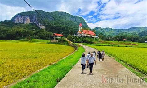 BERITA FOTO: Lembang Randanan, Tana Toraja, Berbenah Menuju Desa Wisata - Kareba Toraja