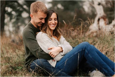 Outdoor Engagement Photos in the Gorgeous PNW | Haley & Spencer