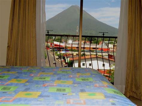 Hotel La Fortuna - Compare Deals