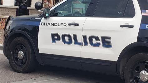 Some police officers who transfer to Chandler can get up to $10K in bonuses | KJZZ