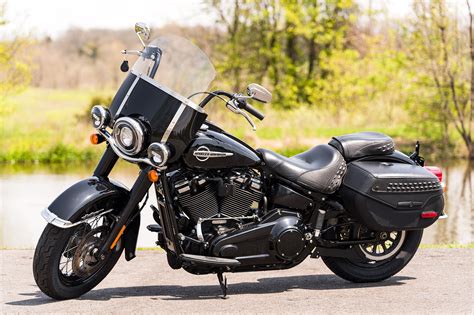 2019 Harley-Davidson® FLHC Softail® Heritage Classic (Vivid Black), Zieglerville, Pennsylvania ...