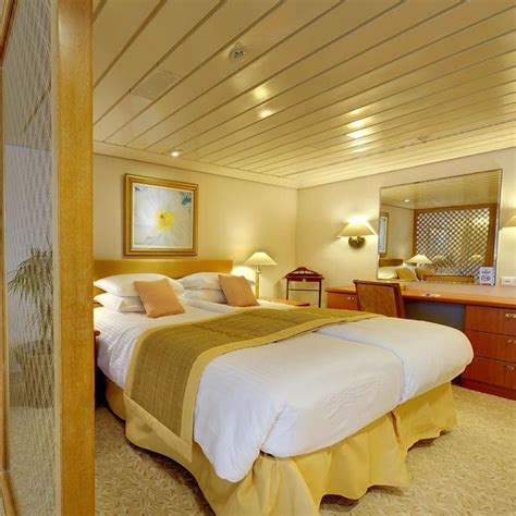 Cabins on Balmoral | Iglu Cruise