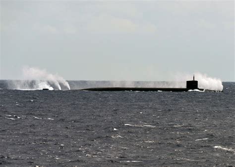 USS Maryland (SSBN 738) off the coast of Florida : r/submarines