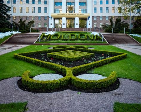 21 Fabulous Things to Do in Chisinau, Moldova’s Offbeat Capital ...