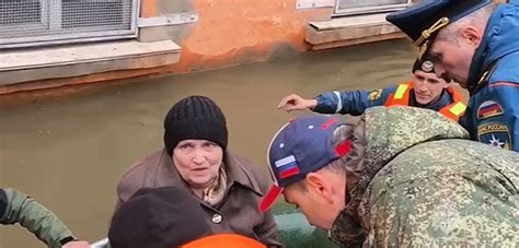 Russia Declares Flood-Hit Orenburg Region A Federal Emergency As Evacuation Efforts Continue ...