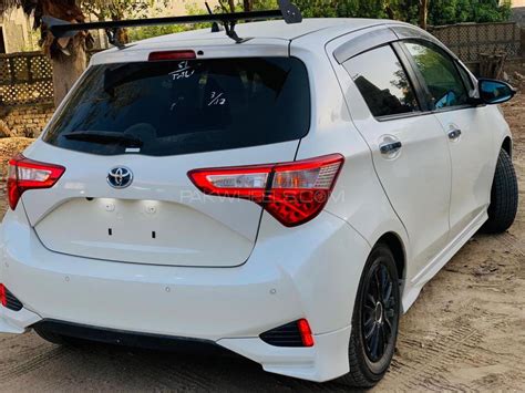 Toyota Vitz Hybrid F 1.5 2018 for sale in Hyderabad | PakWheels