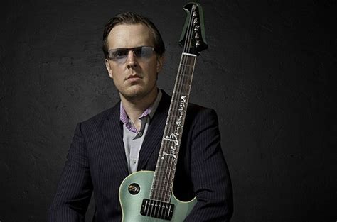 Joe Bonamassa Bio: Age, Wife, Girlfriend, and Net Worth 2024