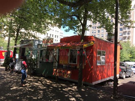 Food Trucks in Portland, Oregon Editorial Stock Photo - Image of group ...