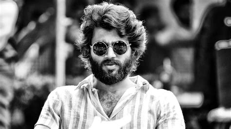 Vijay Devarakonda 4K Wallpapers - Top Free Vijay Devarakonda 4K Backgrounds - WallpaperAccess