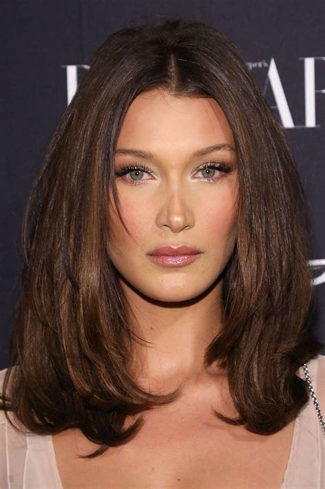 Bella hadid make up close up face beautiful hair eyes | Bella hadid short hair, Bella hadid hair ...