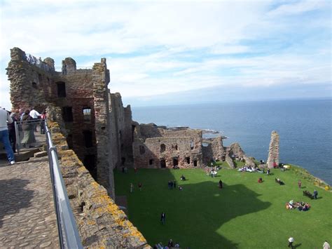 Tantallon Castle Tour Information - Secret Scotland