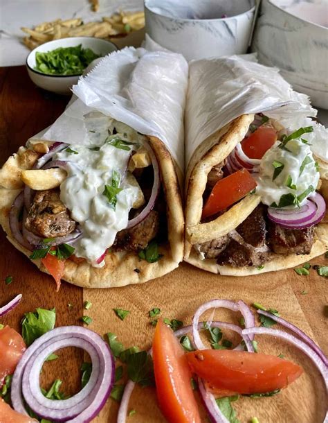 Easy Steak Souvlaki Wrap - Hungry Happens