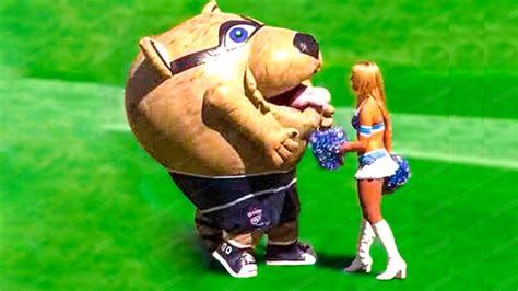 20 FUNNIEST MASCOT MOMENTS IN SPORTS - YouTube