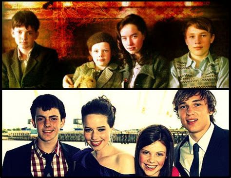 Skandar Keynes And Anna Popplewell