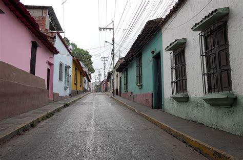 Early morning in Petare – Stefan´s Photoblog